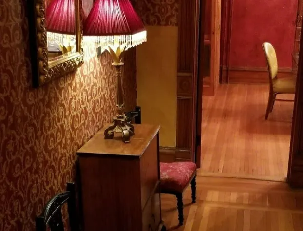 Historic Victorian Inn hotel detail image 3