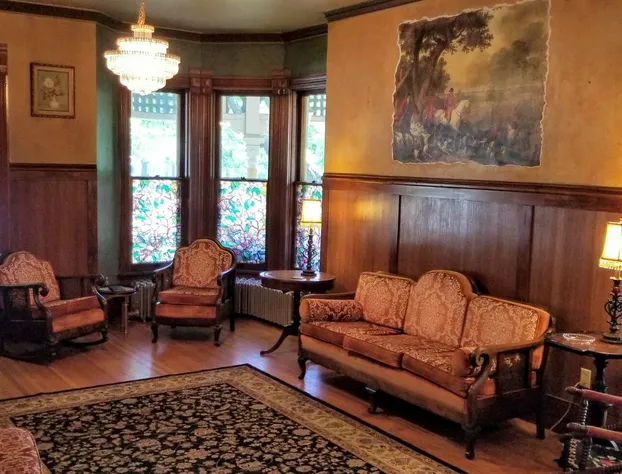 Historic Victorian Inn hotel detail image 4