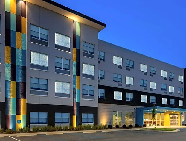 Tru by Hilton Spartanburg hotel detail image 1