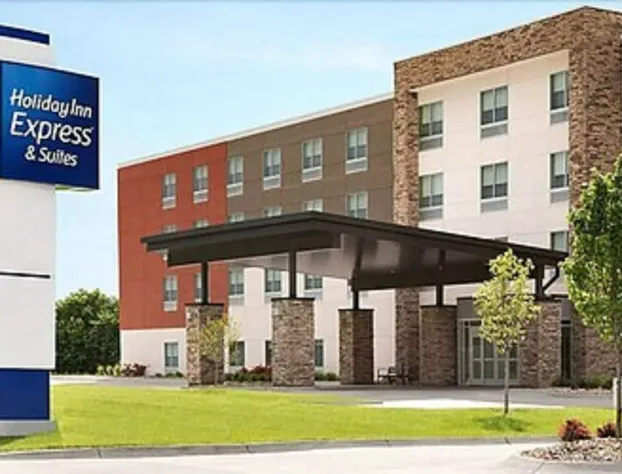 Holiday Inn Express & Suites Lindale – Tyler by IHG hotel detail image 1