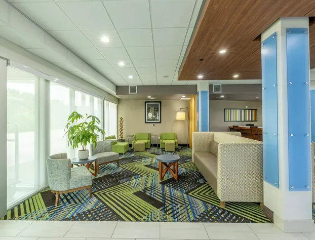Holiday Inn Express & Suites Lindale – Tyler by IHG hotel detail image 2