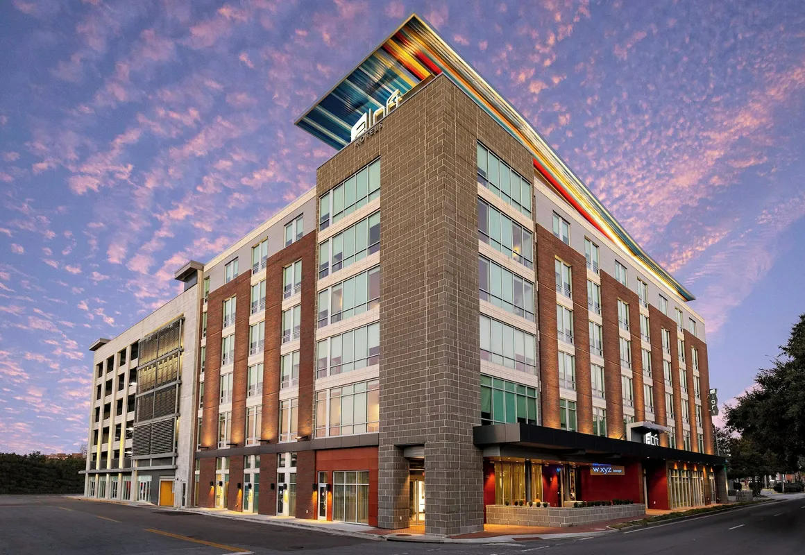 Aloft Savannah Downtown Historic District hotel hero