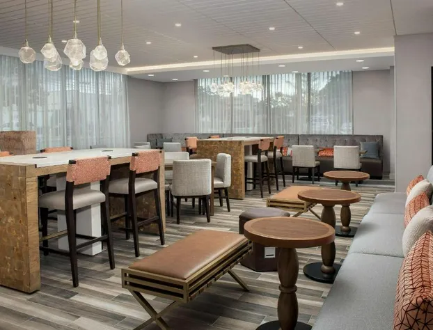 Hampton Inn Boston Logan Airport Chelsea hotel detail image 4