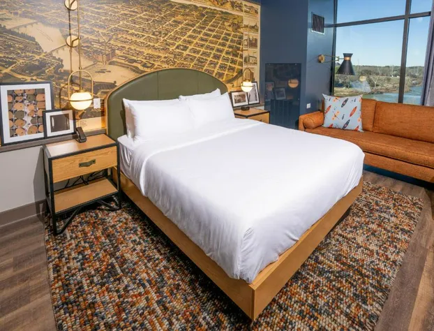 Hotel Indigo Columbus at Riverfront Place by IHG hotel detail image 4