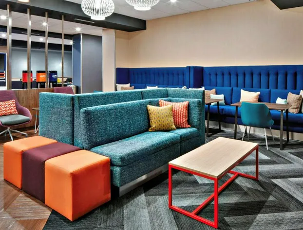 TRU by Hilton Terrell hotel detail image 4