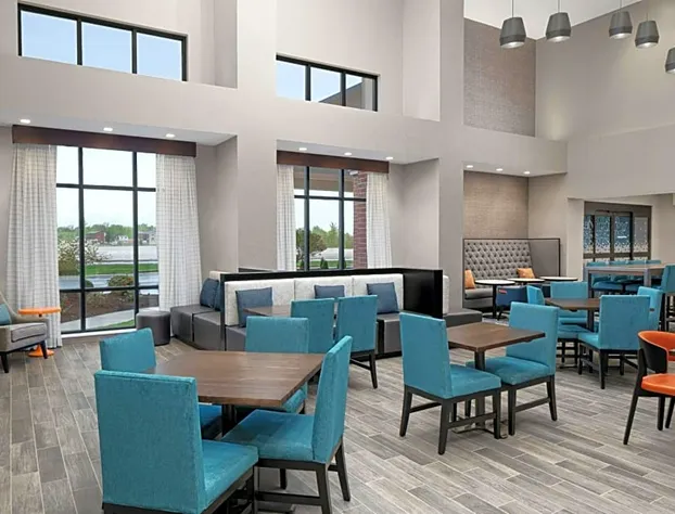 Hampton Inn & Suites Bridgeview Chicago hotel detail image 3