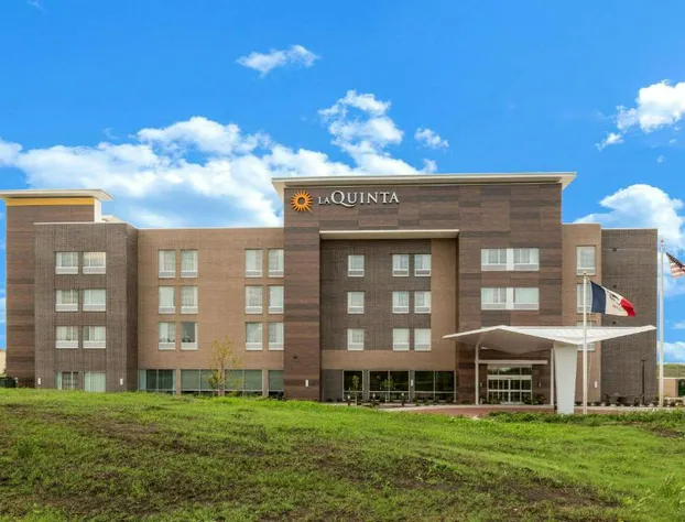 La Quinta by Wyndham Altoona Des Moines hotel detail image 3