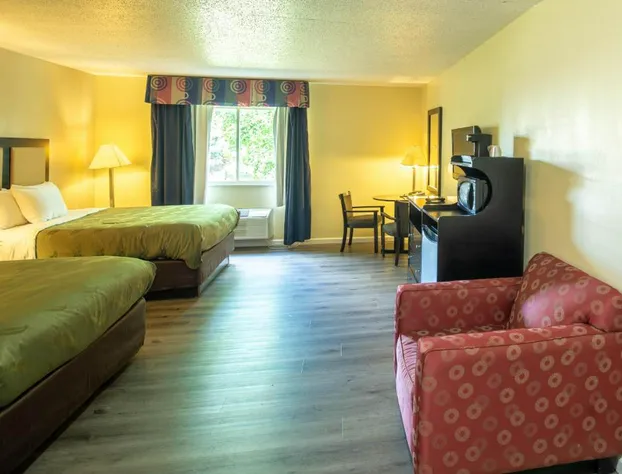 Quality Inn & Suites Woodstock near Lake Geneva hotel detail image 2