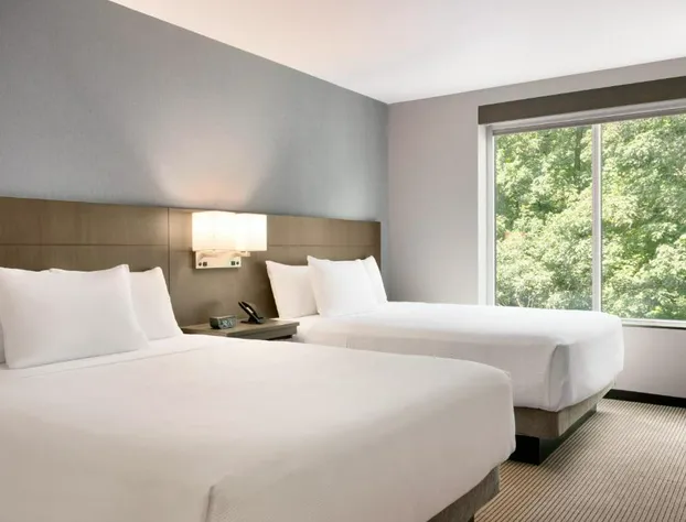 Hyatt Place Fort Lee / George Washington Bridge hotel detail image 4