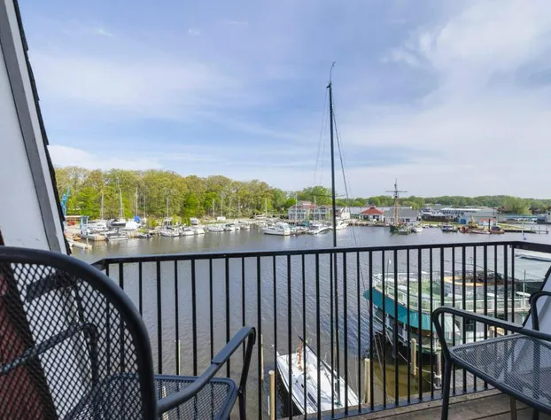 Old Harbor Inn hotel detail image 3