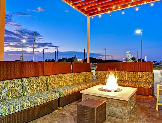 Home2 Suites by Hilton Pecos hotel detail image 4