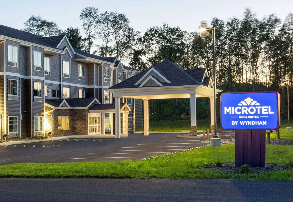 Microtel Inn & Suites by Wyndham Amsterdam hotel hero