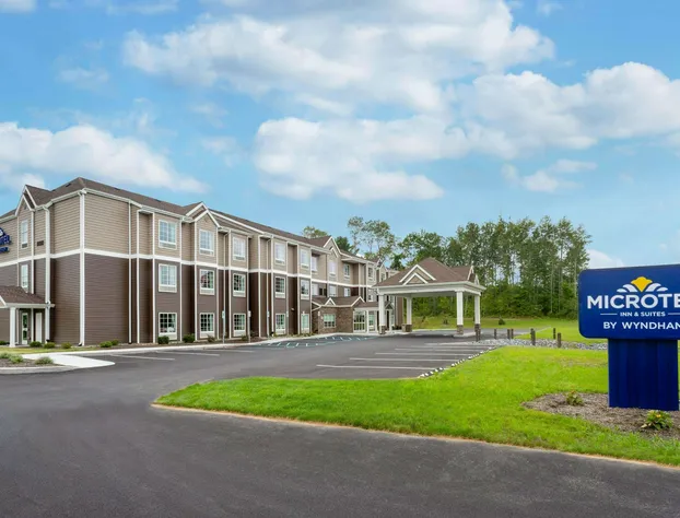 Microtel Inn & Suites by Wyndham Amsterdam hotel detail image 1