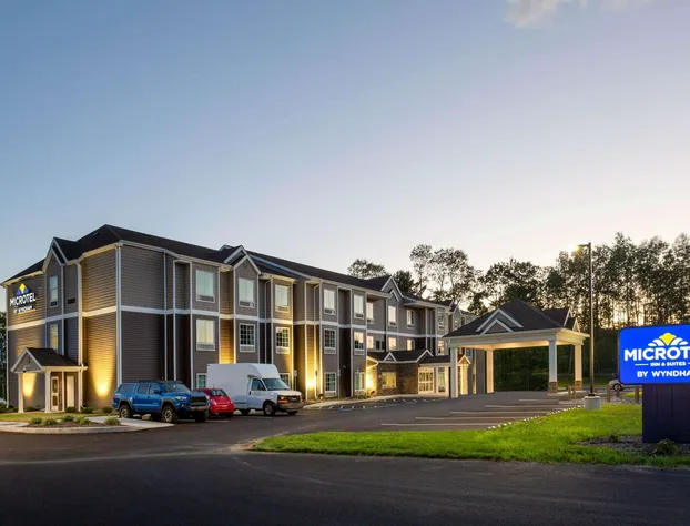 Microtel Inn & Suites by Wyndham Amsterdam hotel detail image 4