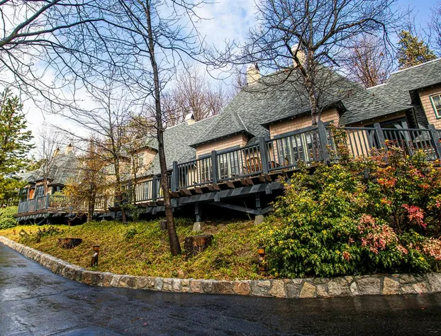 UCLA Lake Arrowhead Lodge hotel detail image 3