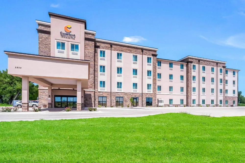 Comfort Inn & Suites North Platte hotel hero