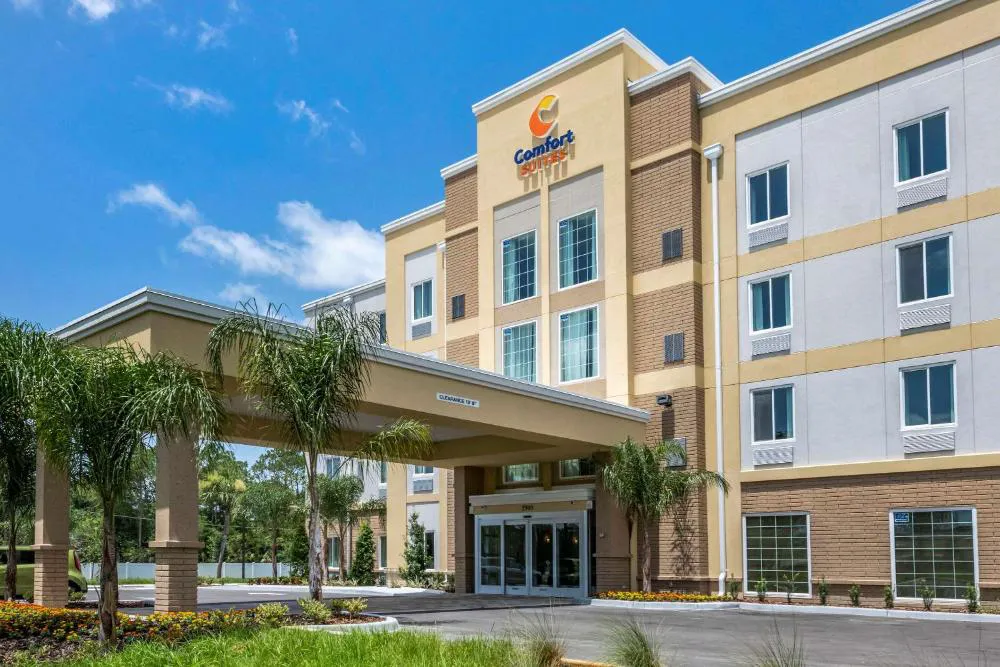 Comfort Suites Daytona Beach - Speedway hotel hero
