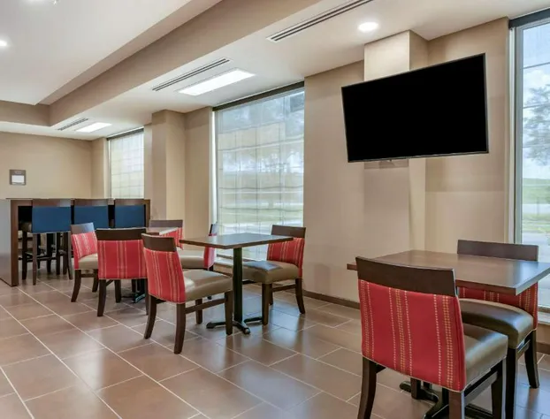 Comfort Suites Daytona Beach - Speedway hotel detail image 4