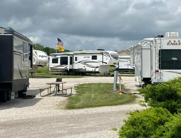 Garnett Hotel & RV Park hotel detail image 1