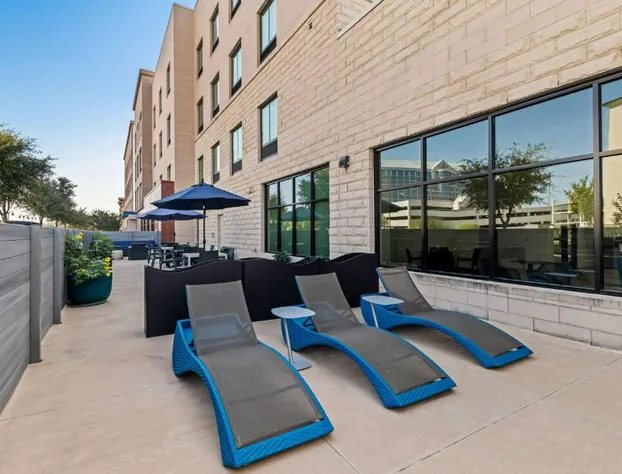 Hampton Inn & Suites Farmers Branch Dallas hotel detail image 4