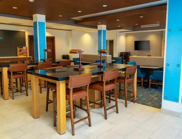 Holiday Inn Express & Suites Las Vegas - E Tropicana by IHG hotel detail image 2