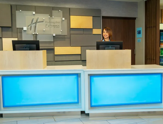 Holiday Inn Express & Suites Las Vegas - E Tropicana by IHG hotel detail image 4