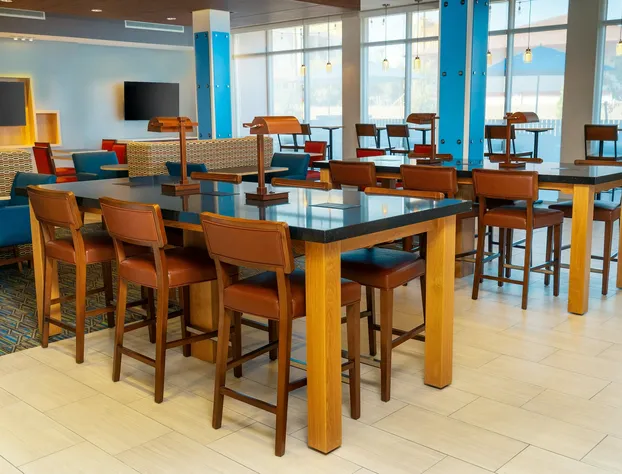 Holiday Inn Express & Suites Las Vegas - E Tropicana by IHG hotel detail image 3