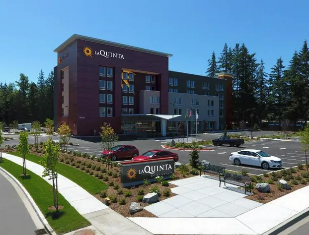 La Quinta Inn & Suites by Wyndham Marysville hotel detail image 4