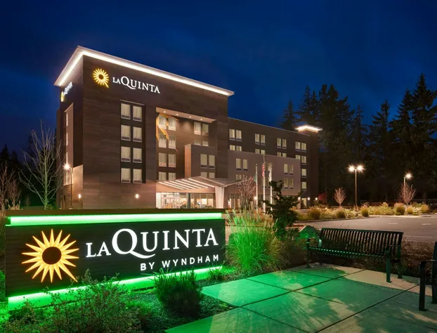 La Quinta Inn & Suites by Wyndham Marysville hotel detail image 2