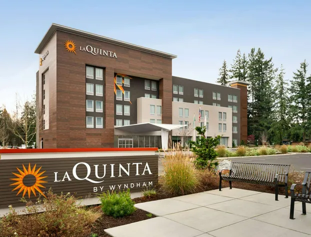 La Quinta Inn & Suites by Wyndham Marysville hotel detail image 3