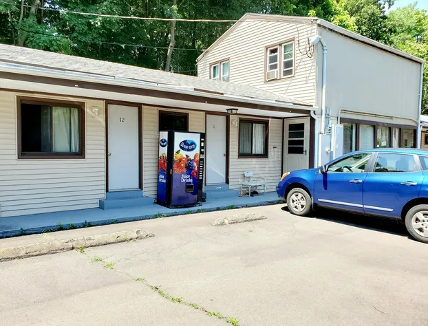 Wallingford Inn hotel detail image 3