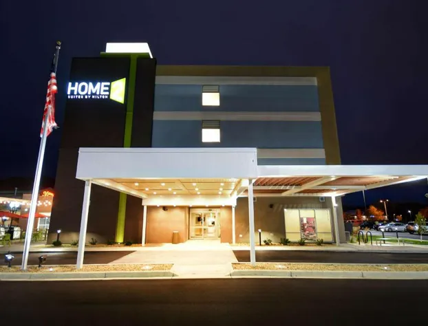 Home2 Suites by Hilton Eau Claire South hotel detail image 1