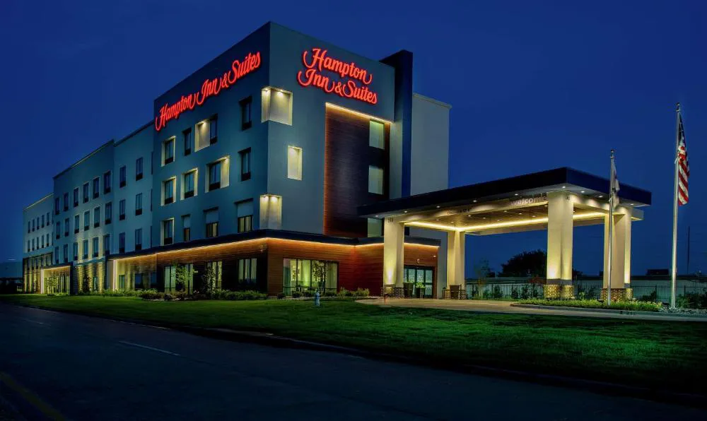 Hampton Inn & Suites Duncanville Dallas hotel hero