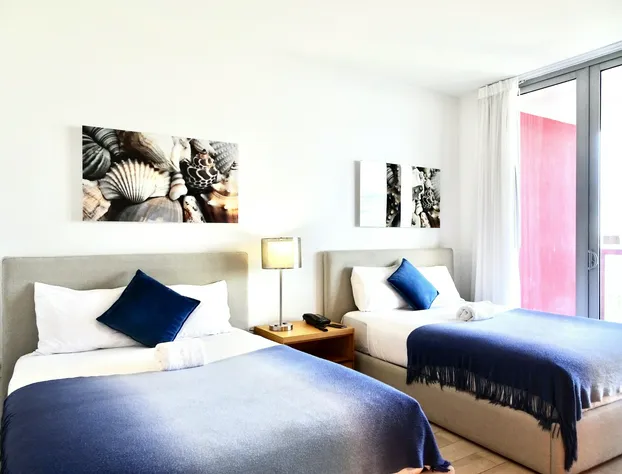 South Ocean Suites hotel detail image 4