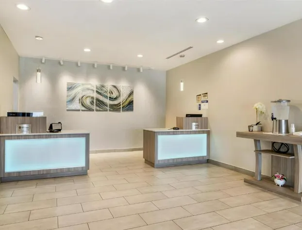 Best Western Plus Mid County hotel detail image 3