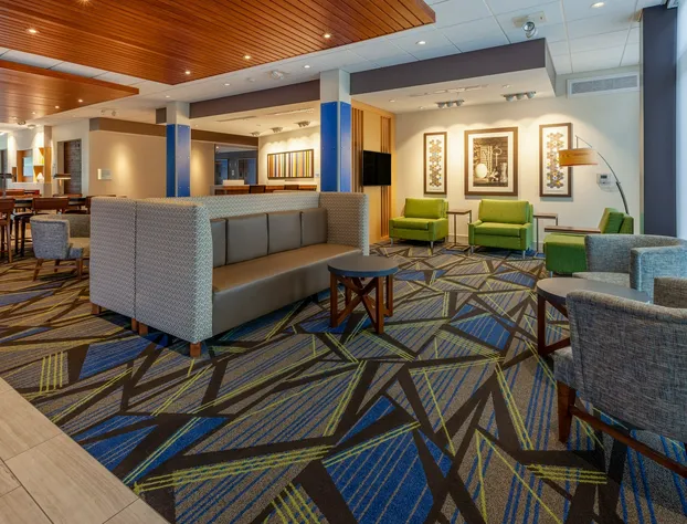 Holiday Inn Express & Suites Brunswick - Harpers Ferry Area by IHG hotel detail image 4