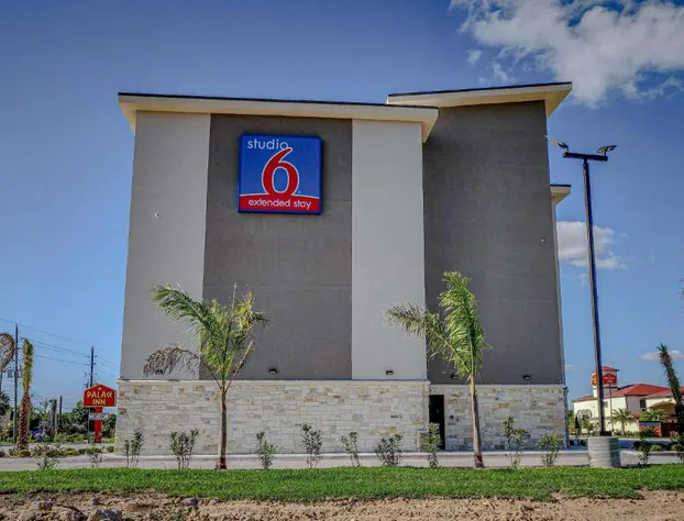 Studio 6 Katy, TX hotel detail image 1