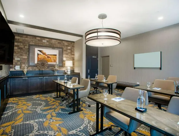 Homewood Suites by Hilton Salina Downtown hotel detail image 3