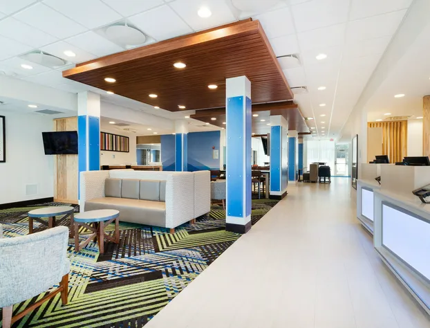 Holiday Inn Express & Suites Niceville - Eglin Area by IHG hotel detail image 3