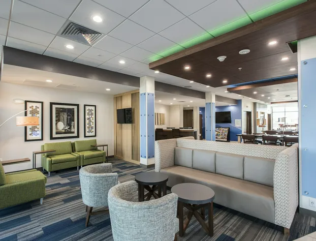 Holiday Inn Express & Suites Phoenix North - Happy Valley by IHG hotel detail image 3