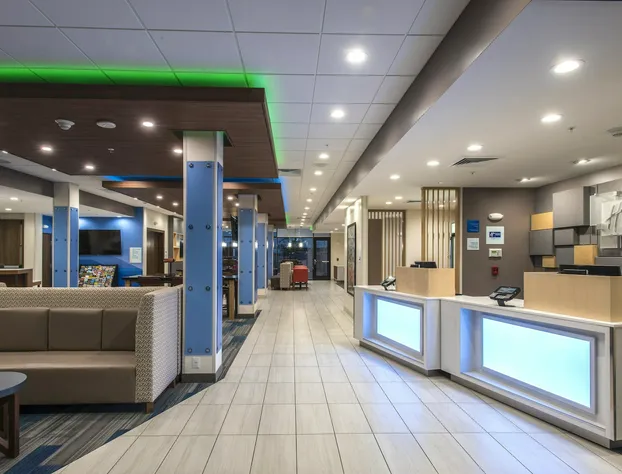 Holiday Inn Express & Suites Phoenix North - Happy Valley by IHG hotel detail image 4