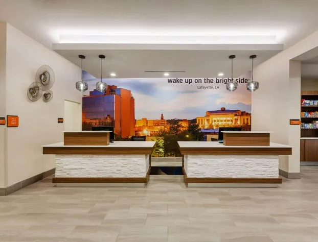 La Quinta Inn & Suites by Wyndham Lafayette Oil Center hotel detail image 2