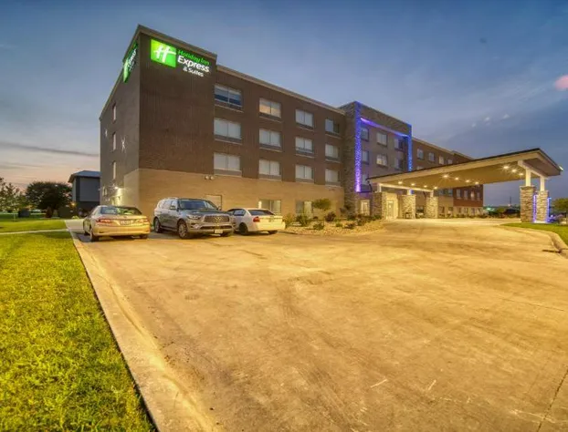 Holiday Inn Express & Suites Kokomo South by IHG hotel detail image 1