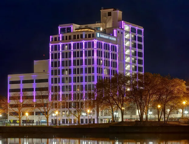 Embassy Suites by Hilton Rockford Riverfront hotel detail image 1