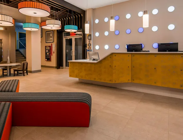 GLō Best Western Brooklyn NYC hotel detail image 4