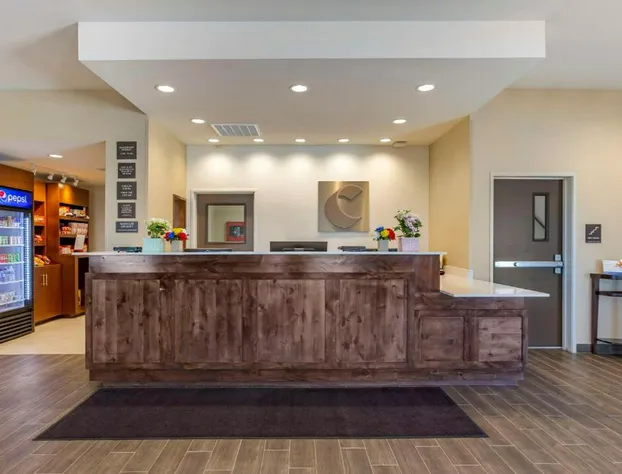 Comfort Suites Albuquerque Airport hotel detail image 2