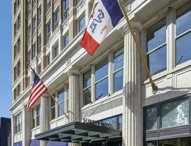 Surety Hotel, Autograph Collection hotel detail image 2