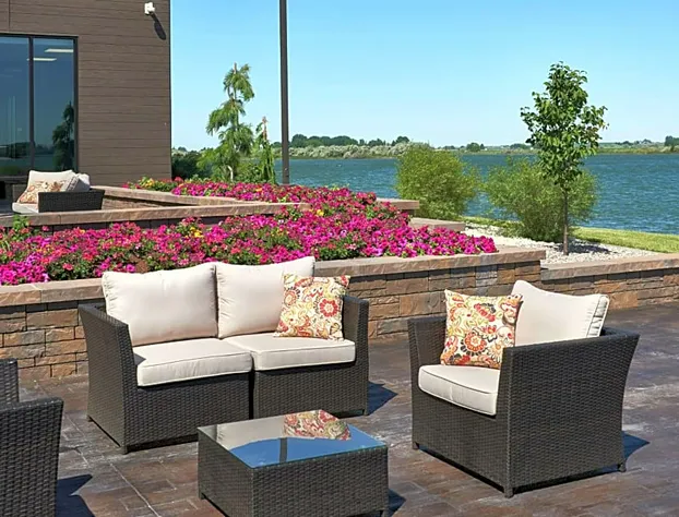 Hampton Inn by Hilton Burley hotel detail image 3