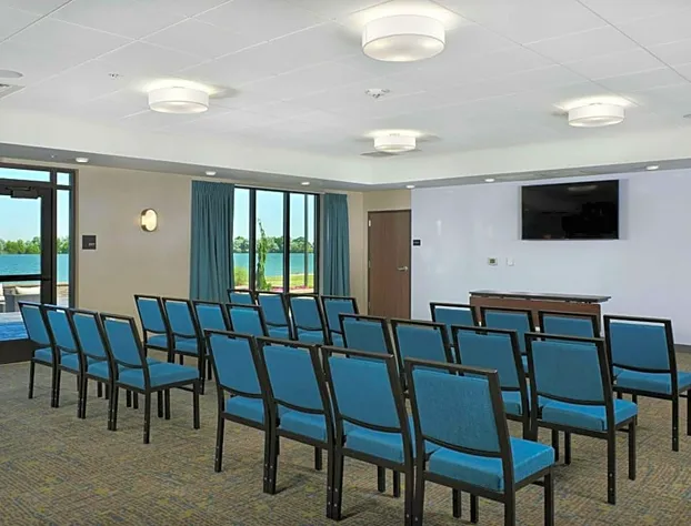 Hampton Inn by Hilton Burley hotel detail image 4