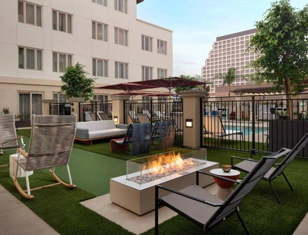 Residence Inn by Marriott Los Angeles Glendale hotel detail image 1